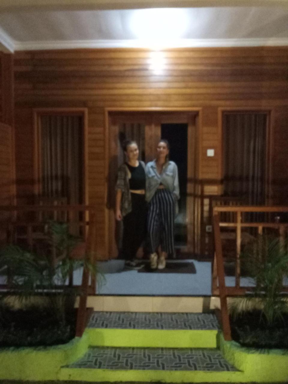 Auora Guest House Lembongan Dış mekan fotoğraf